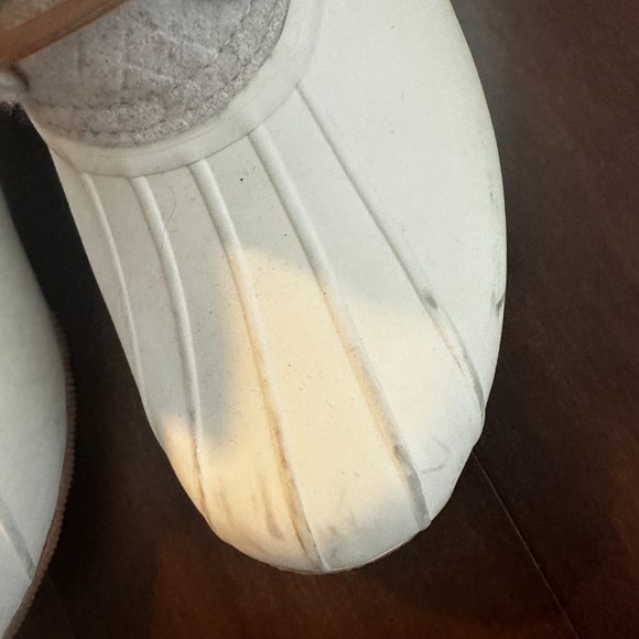 Women's Saltwater Duck Booties - Picture 2 of 3